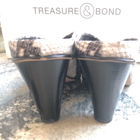 Treasure & Bond Cinch Mule Serpent - Picture 3 of 6